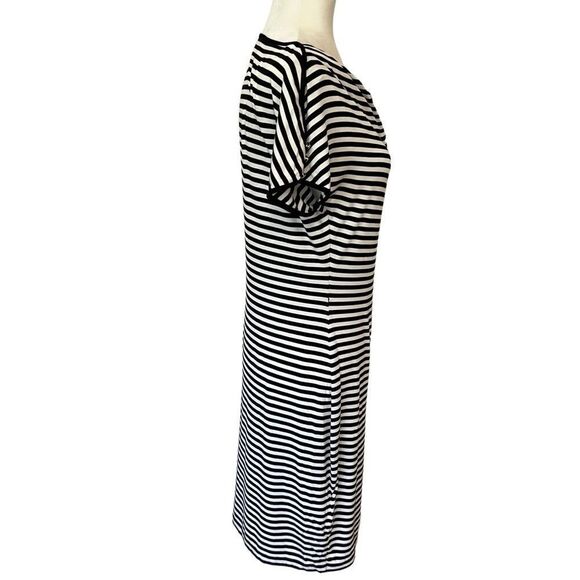 Calvin Klein Black and White Stripe Knit Dress. Size 6. Great Condition!! - Picture 2 of 12